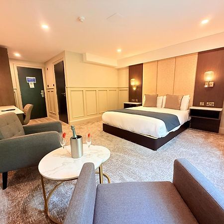 Bushtown Hotel & Spa โคลเรน ภายนอก รูปภาพ