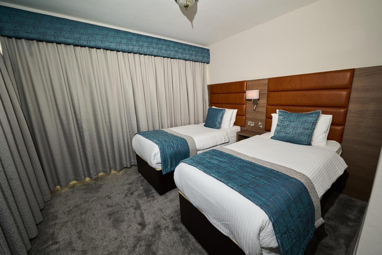 Bushtown Hotel & Spa โคลเรน ภายนอก รูปภาพ