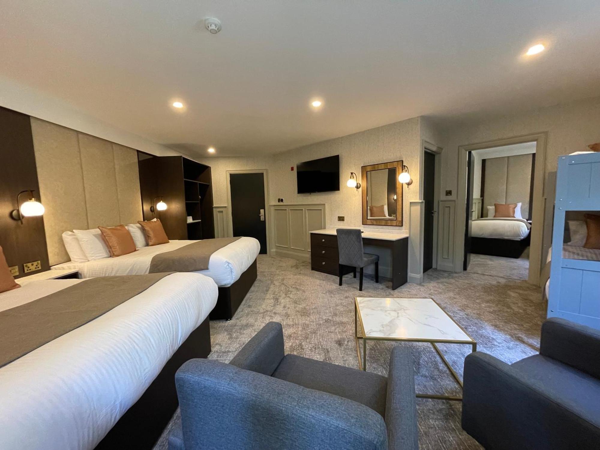 Bushtown Hotel & Spa โคลเรน ภายนอก รูปภาพ