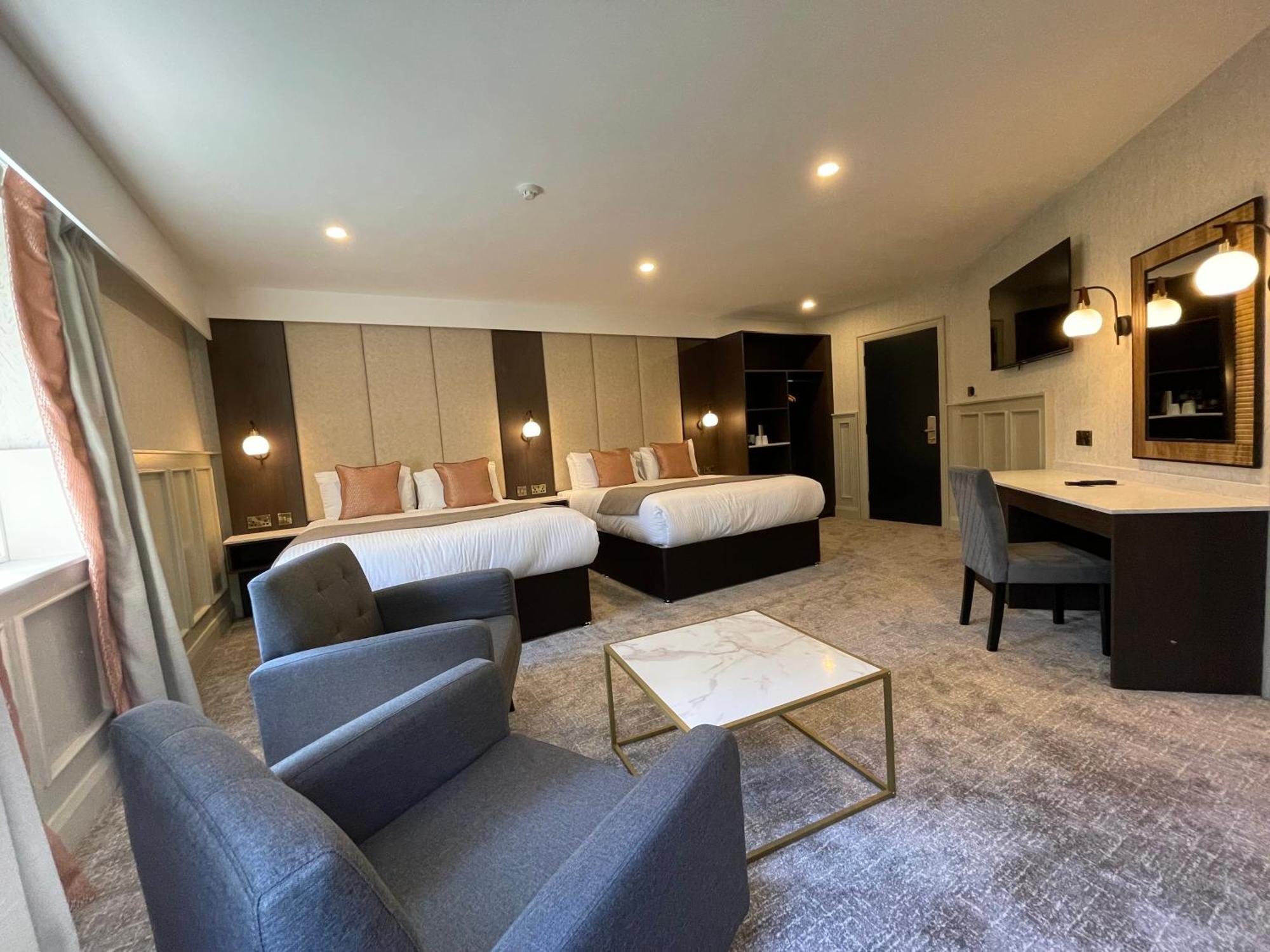 Bushtown Hotel & Spa โคลเรน ภายนอก รูปภาพ