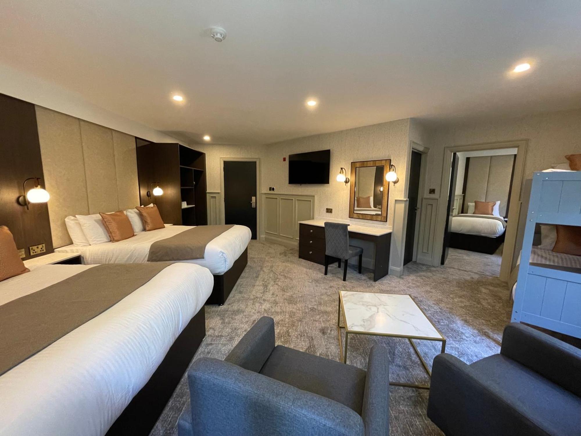 Bushtown Hotel & Spa โคลเรน ภายนอก รูปภาพ