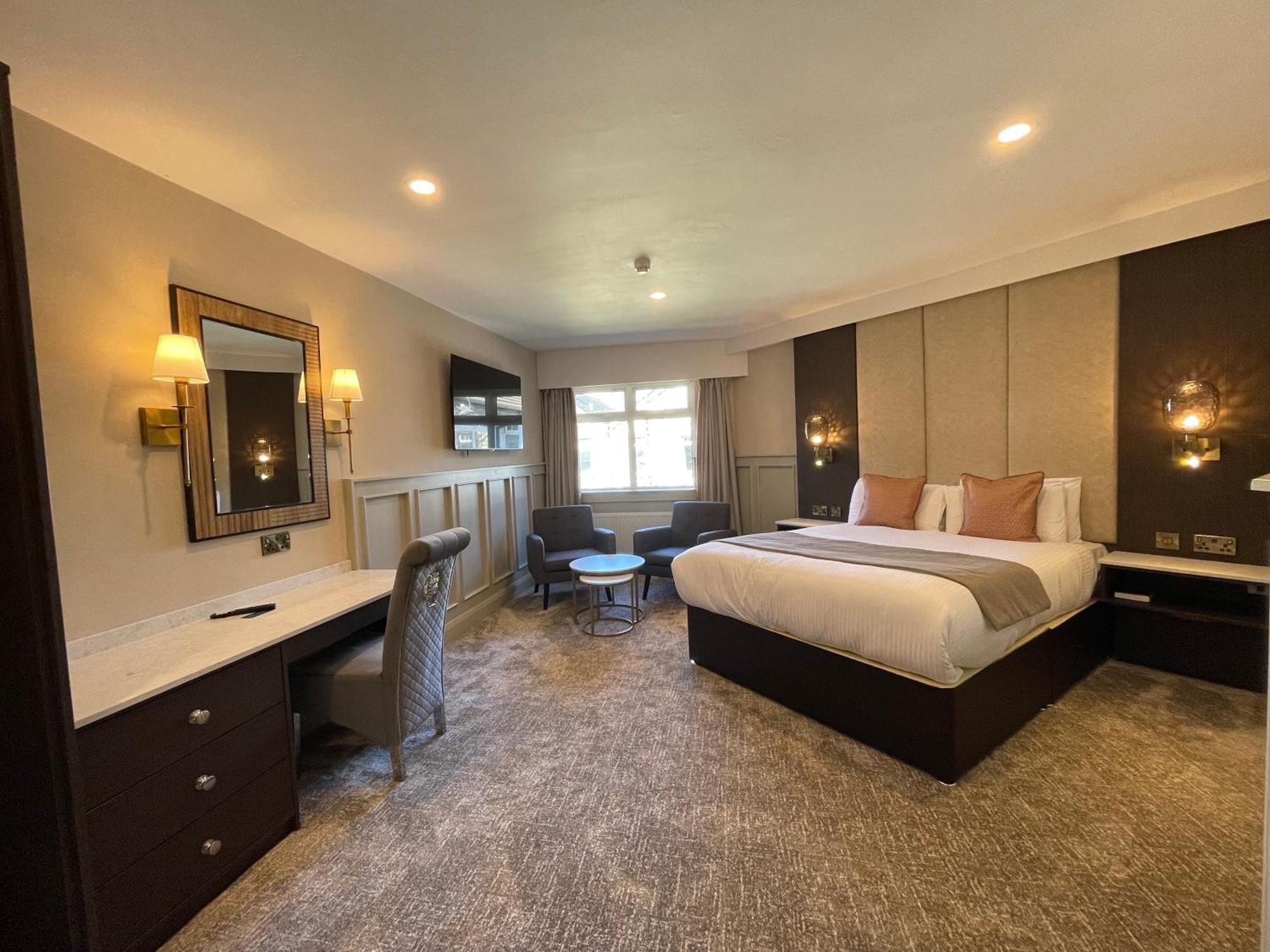 Bushtown Hotel & Spa โคลเรน ภายนอก รูปภาพ